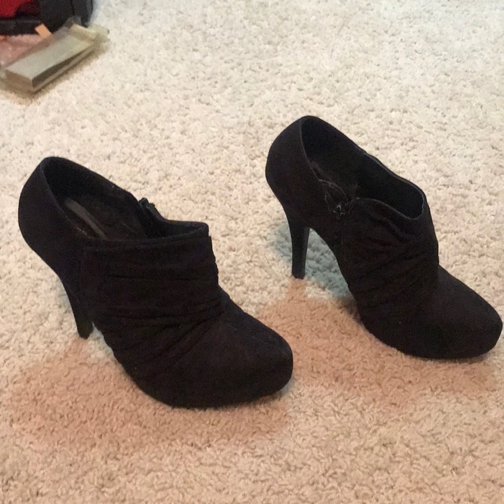 Black bootie heels